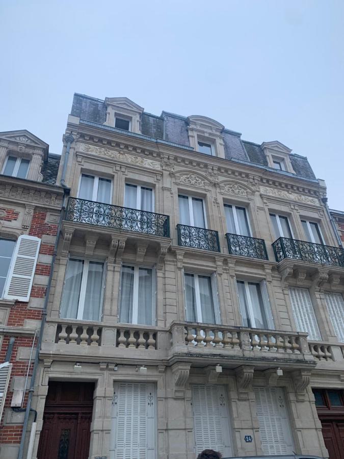 L Oote Appart Épernay Kültér fotó
